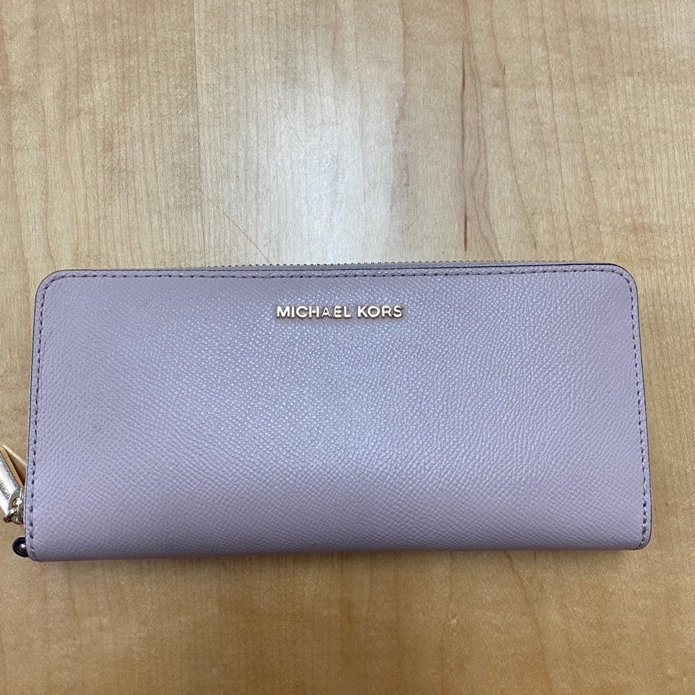 Michael Kors Pink leather continental wallet